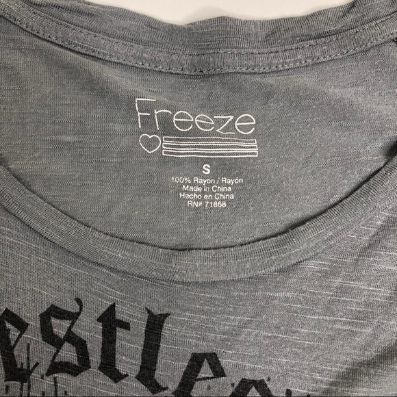 Crop Shirt Bundle 2 Crop Tops, 1 Bralette Sz S/M - Picture 9 of 12